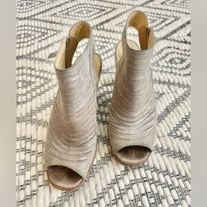 Paul Green Cayanne Peep Toe Booties Sandals “Smoke Brush” Bronze Leather 9